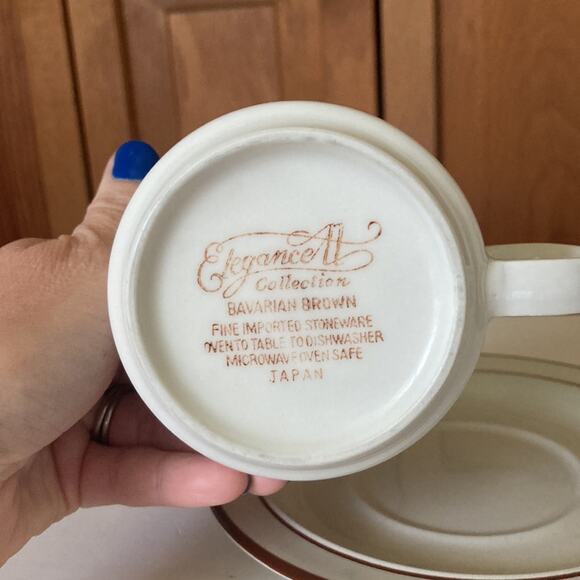 Vintage Elegance Collection “Bavarian Brown” Cup & Saucer, Service for 1 - Picture 3 of 10